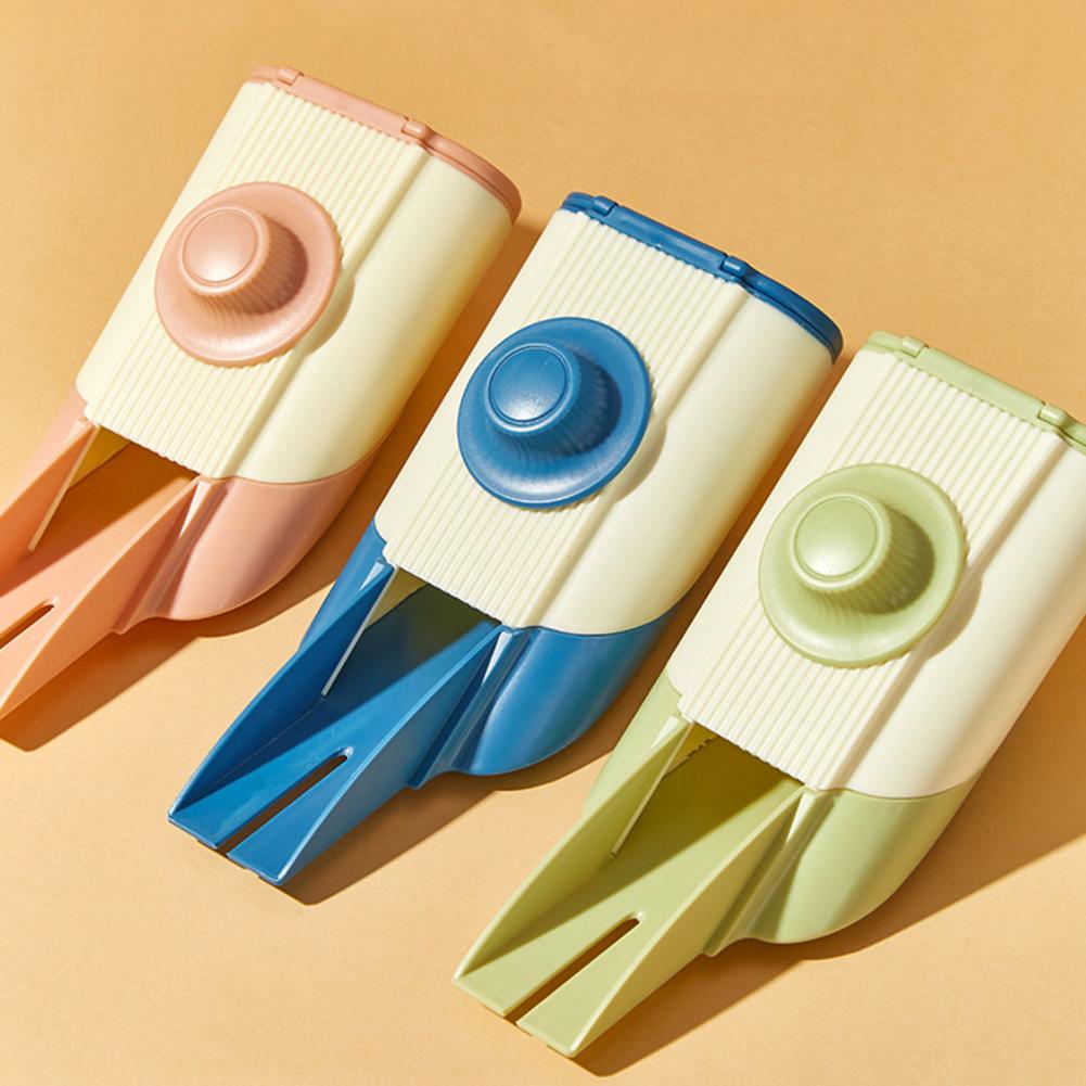 Small Pet External Food Dispenser